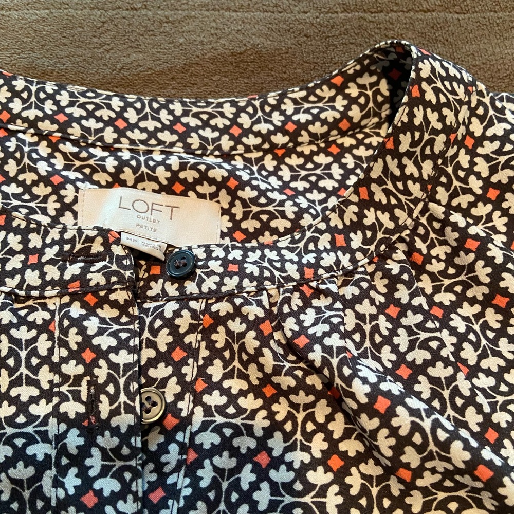 LOFT Men's Black, White, and Red Geometric Shirt